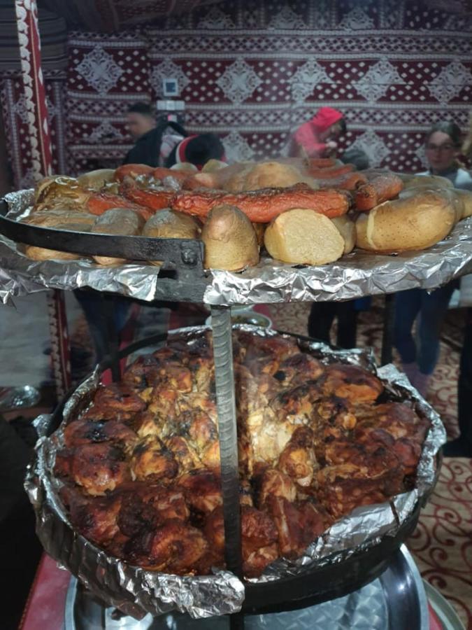 ホテル Bedouin Family Camp ワディ ・ラム エクステリア 写真