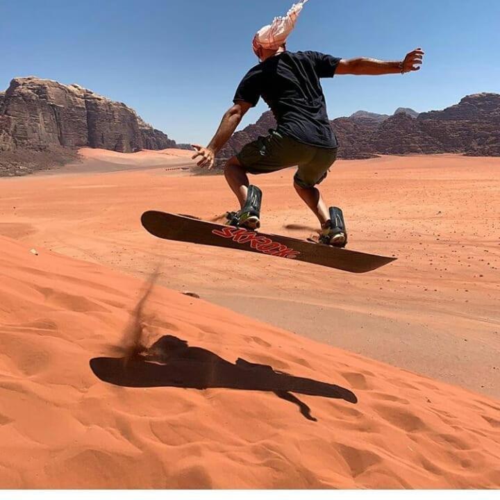 ホテル Bedouin Family Camp ワディ ・ラム エクステリア 写真
